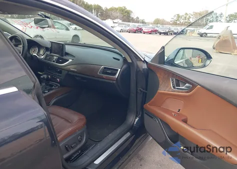 2012 Audi A7 Premium z USA, uszkodzony, nr VIN WAUSGAFC3CN031811